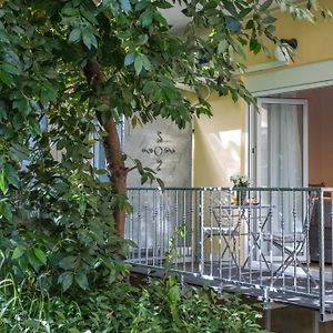 Luxury Rooms With Balcony